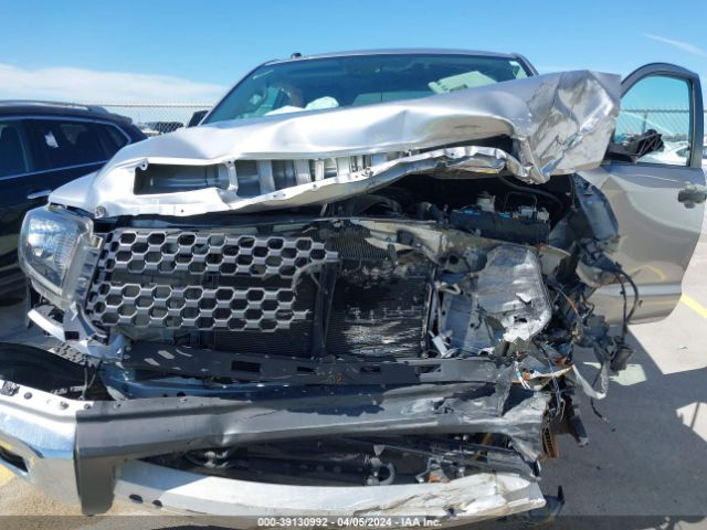 5TFEM5F15JX128153 Toyota Tundra Sr5 4.6l V8