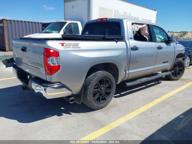 5TFEM5F15JX128153 Toyota Tundra Sr5 4.6l V8