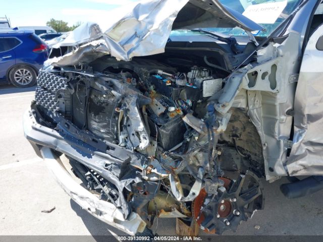 5TFEM5F15JX128153 Toyota Tundra Sr5 4.6l V8