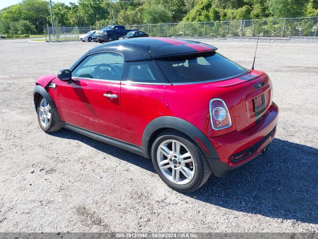 2012 MINI COOPER S WMWSX3C57CT408248 Photo 2