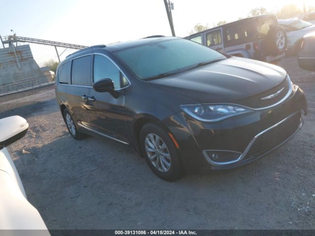 Auction sale of the 2017 Chrysler Pacifica Touring-l, vin: 2C4RC1BG0HR688470, lot number: 39131086