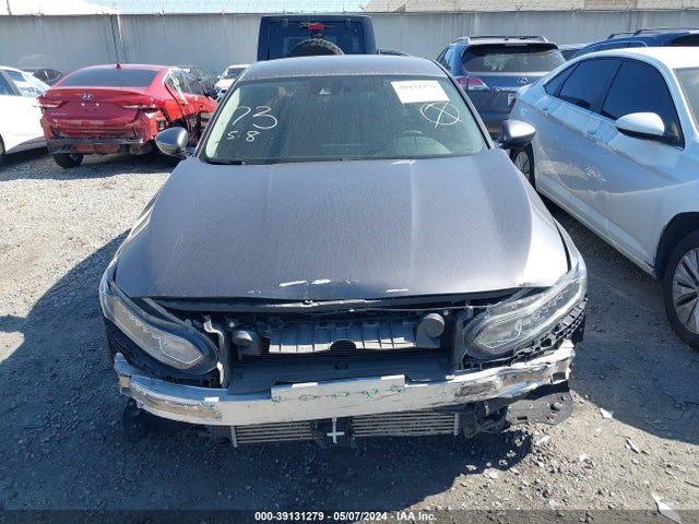 Honda ACCORD LX 2018 1HGCV1F14JA117856 Image 11