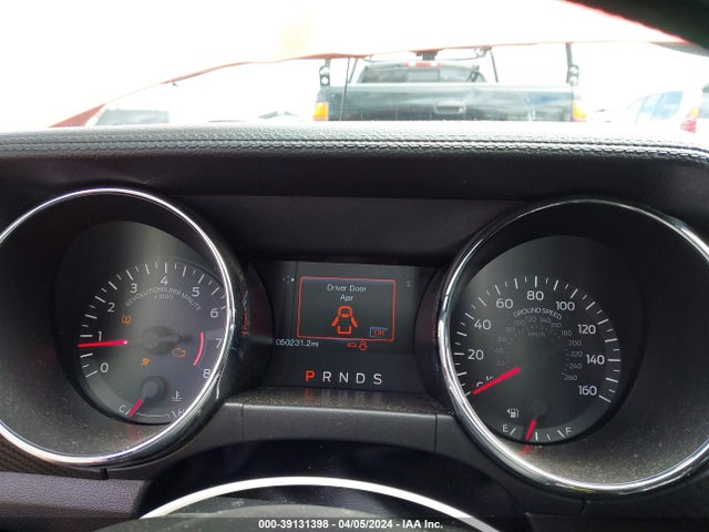 Ford Mustang V6 2016 1FA6P8AM4G5255985 Image 7