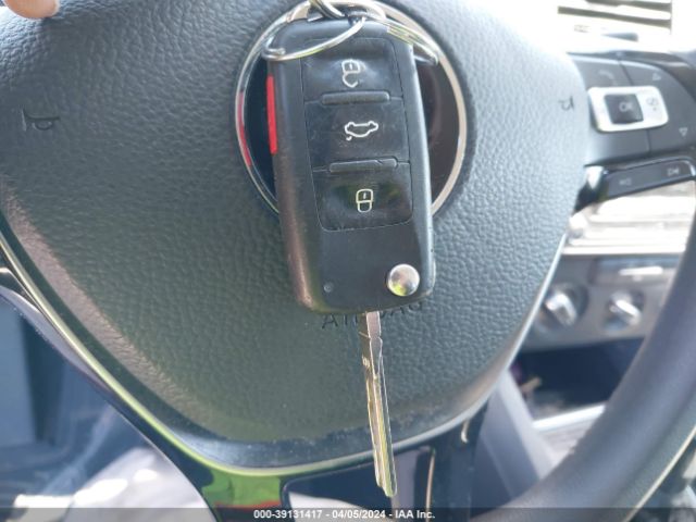 3VW2B7AJ6HM396184 Volkswagen Jetta 1.4t S