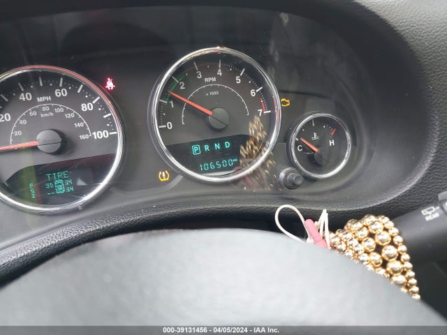 1C4HJWDG5FL563143 Jeep Wrangler Unlimited Freedom Edition