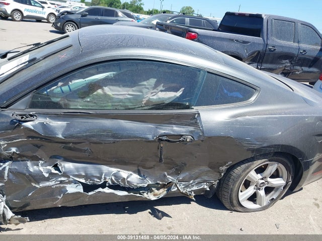 Ford Mustang V6 2016 1FA6P8AM1G5241896 Image 13