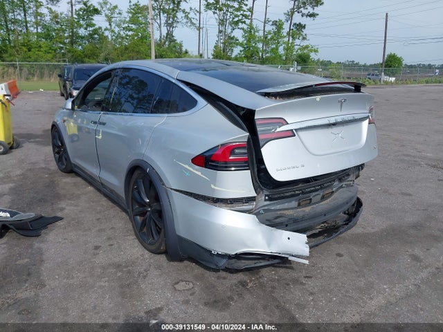 Tesla Model X 60d/p100d/p90d 2016 5YJXCAE47GF003898 Image 3