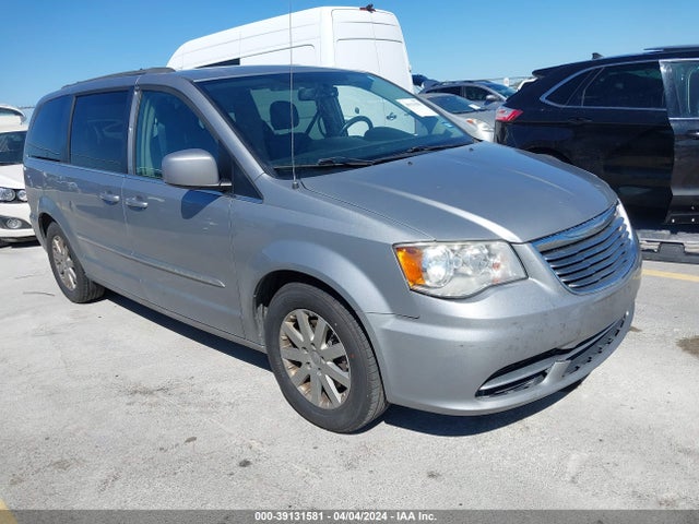 2015 2C4RC1BG1FR601351 main image