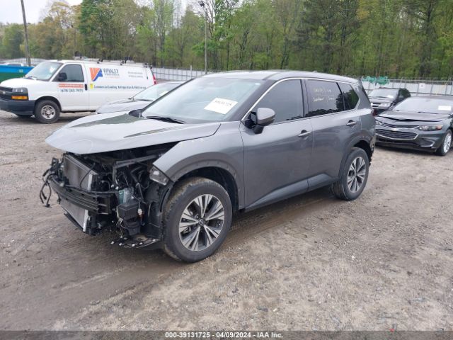 5N1AT3BA2MC833866 Nissan Rogue Sv Fwd