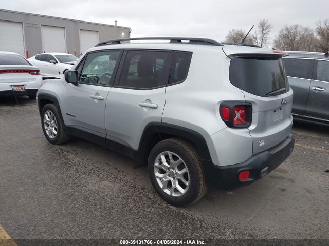 ZACCJABTXFPB81571 Jeep Renegade Latitude