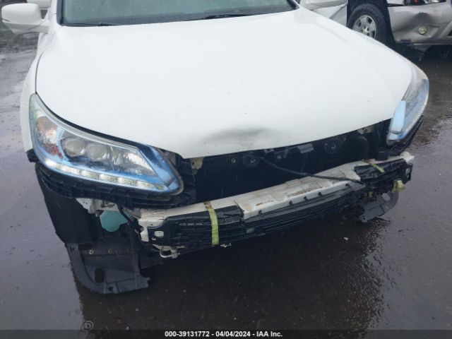 1HGCR6F75FA010571 Honda Accord Hybrid Touring