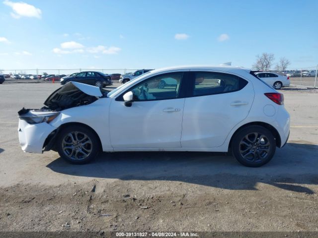 3MYDLBJV6LY710420 Toyota YARIS LE