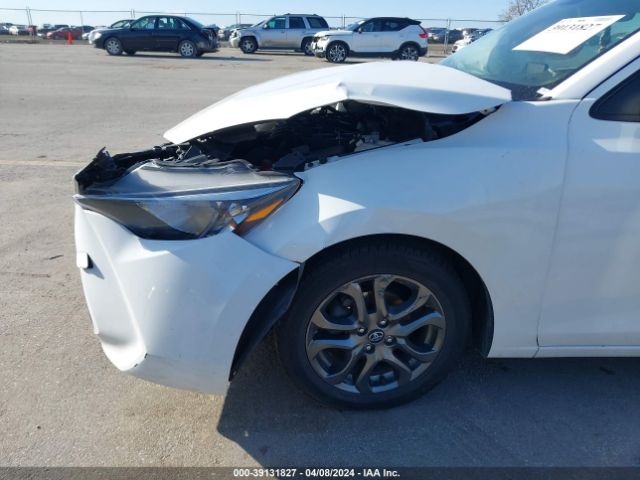 3MYDLBJV6LY710420 Toyota YARIS LE