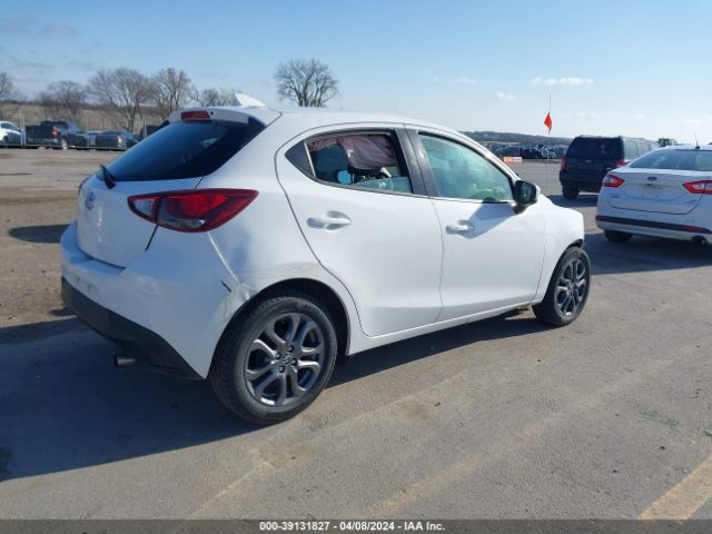 3MYDLBJV6LY710420 Toyota YARIS LE
