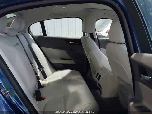 SAJAE4BV0HA951117 Jaguar Xe 35t Prestige