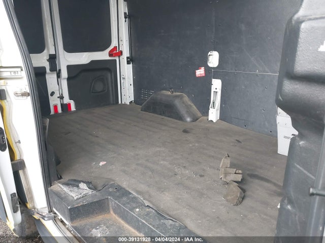 Ford Transit-150 2018 1FTYE1CM6JKB28595 Image 8
