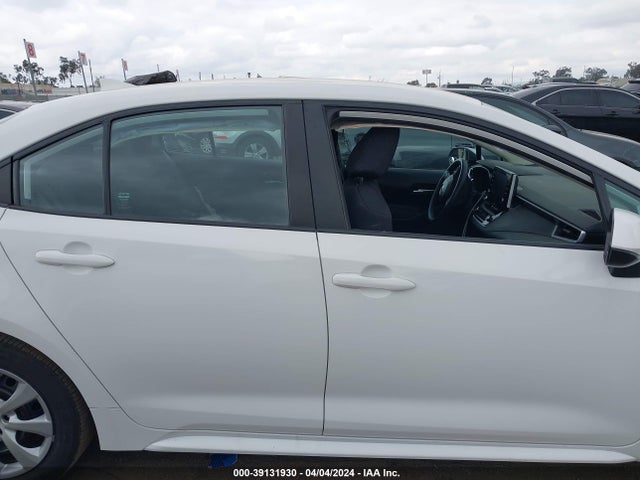 Toyota COROLLA LE 2021 5YFEPMAE5MP247528 Image 13