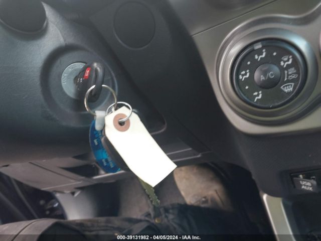 JTKKUPB4XE1044040 Scion XD