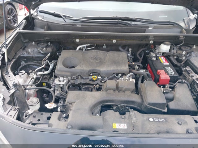 Toyota RAV4 LE 2022 JTMF1RFV4ND088386 Image 10