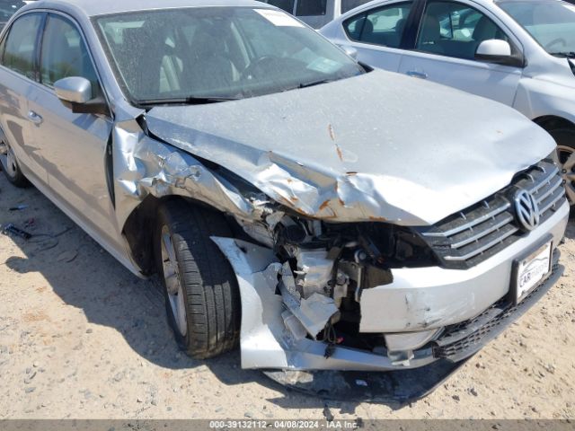1VWAT7A35FC108177 Volkswagen Passat 1.8t Limited Edition