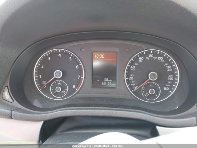 1VWAT7A35FC108177 Volkswagen Passat 1.8t Limited Edition
