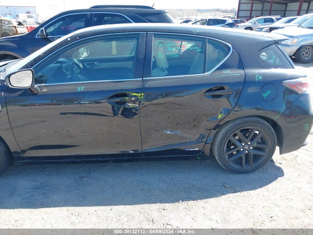 Lexus CT 200H 2014 JTHKD5BHXE2190381 Image 6