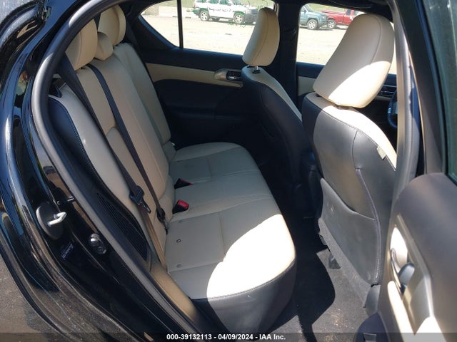 Lexus CT 200H 2014 JTHKD5BHXE2190381 Image 8