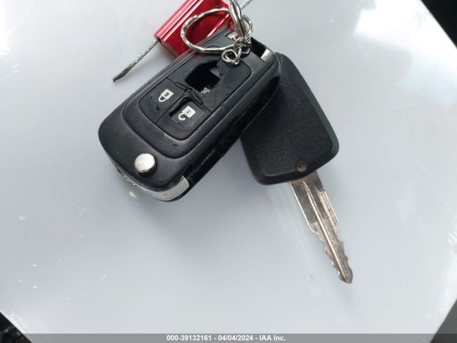 Chevrolet ll0 2014 KL8CD6S94EC408080 Image 23