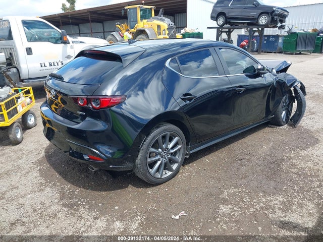 JM1BPAMM3K1141097 Mazda Mazda3 Preferred Package