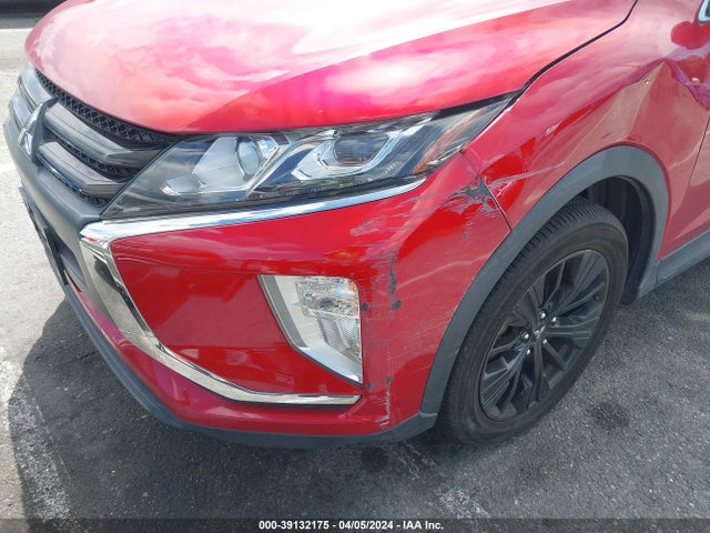 JA4AT4AA9JZ059890 Mitsubishi Eclipse Cross Le