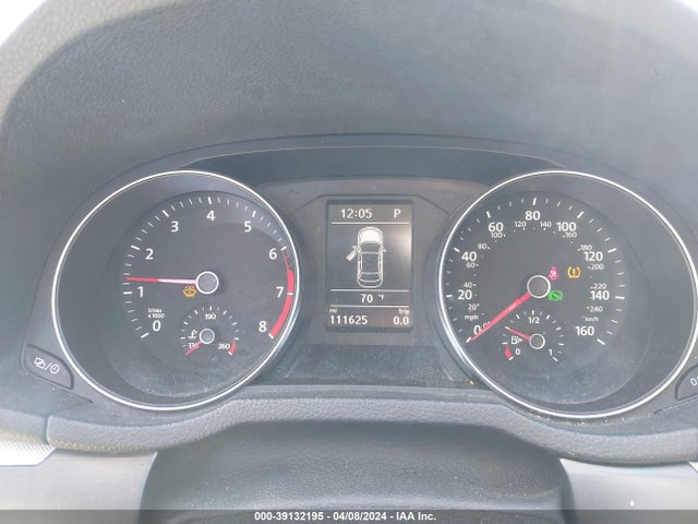 1VWDT7A3XHC051961 Volkswagen Passat 1.8t R-line