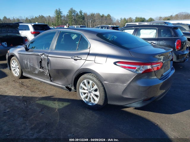 Toyota CAMRY LE 2018 4T1B11HK0JU534641 Image 3