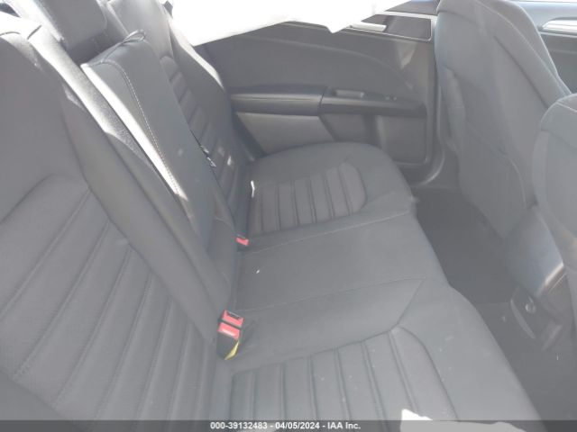 3FA6P0H76JR278030 Ford FUSION SE