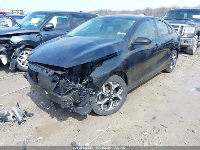 KIA Forte Lxs 2019 3KPF24AD7KE120949 Image 2