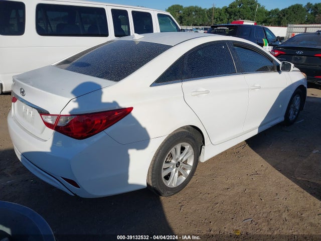 Продажа на аукционе авто 2014 Hyundai Sonata Gls, vin: 5NPEB4AC0EH873421, номер лота: 39132532