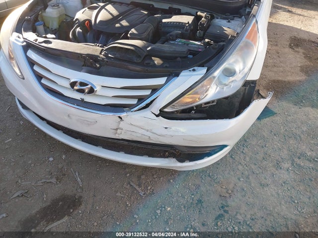 Продажа на аукционе авто 2014 Hyundai Sonata Gls, vin: 5NPEB4AC0EH873421, номер лота: 39132532
