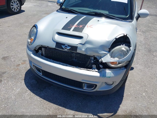 2012 MINI COOPER S WMWSV3C58CTY27294 Photo 5