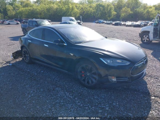 2015 Tesla Model S 85d/p85d მანქანა იყიდება აუქციონზე, vin: 5YJSA1E44FF102015, აუქციონის ნომერი: 39132578