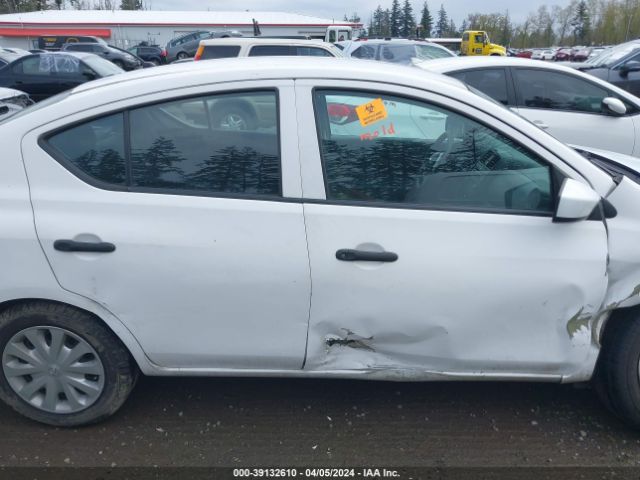 3N1CN7APXHL825967 Nissan Versa 1.6 S