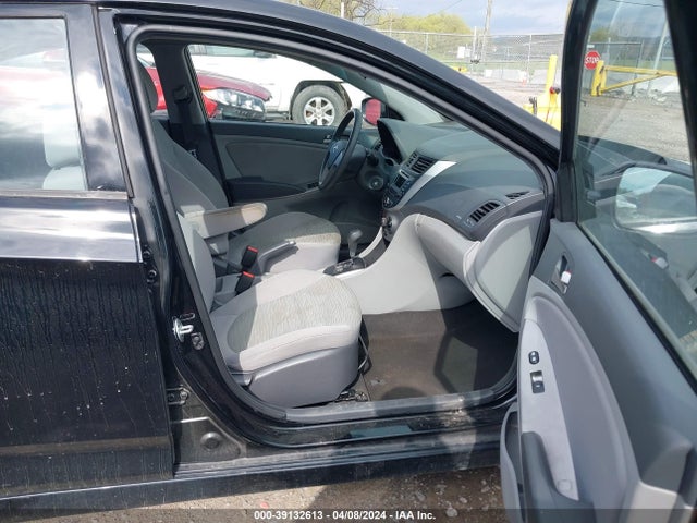 Hyundai ACCENT SE 2017 KMHCT4AE3HU345853 Image 5
