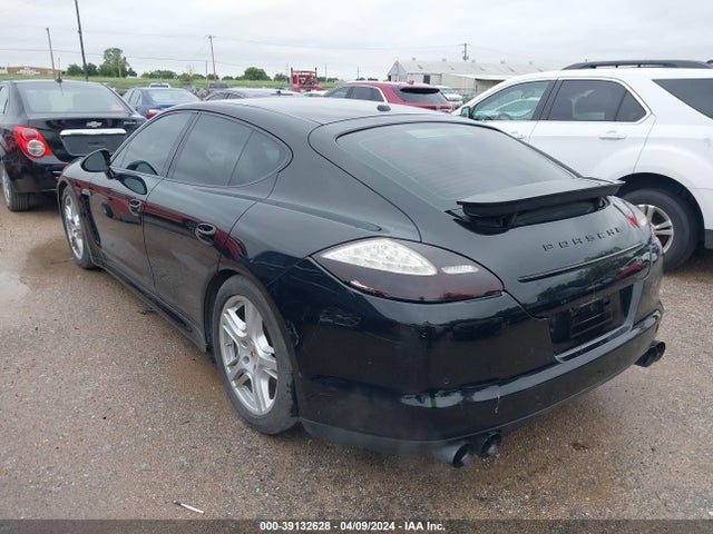 2013 PORSCHE PANAMERA WP0AA2A77DL015737 Photo 2