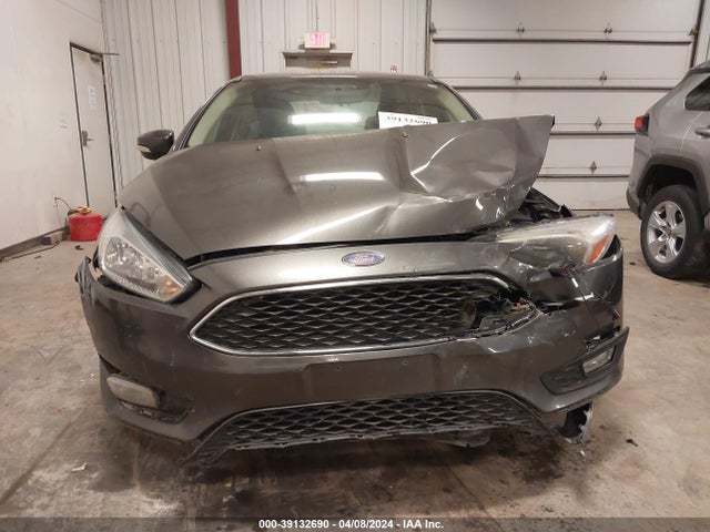 Ford FOCUS SE 2015 1FADP3F25FL274976 Image 6