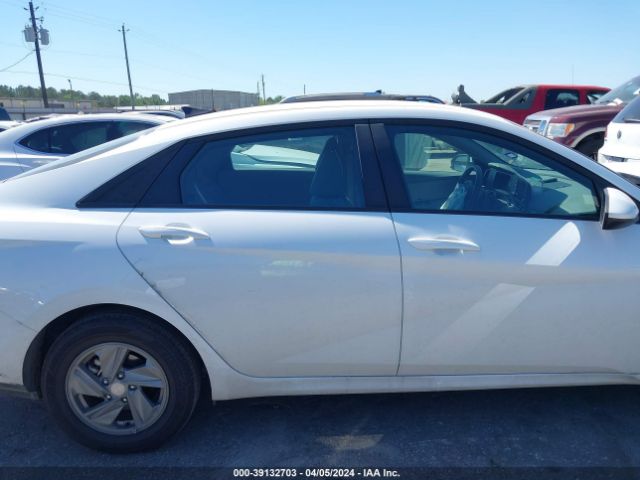 KMHLL4DG2RU684196 Hyundai ELANTRA SE