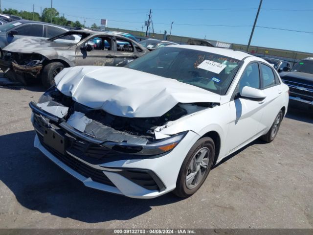 KMHLL4DG2RU684196 Hyundai ELANTRA SE
