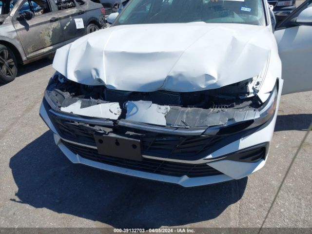 KMHLL4DG2RU684196 Hyundai ELANTRA SE