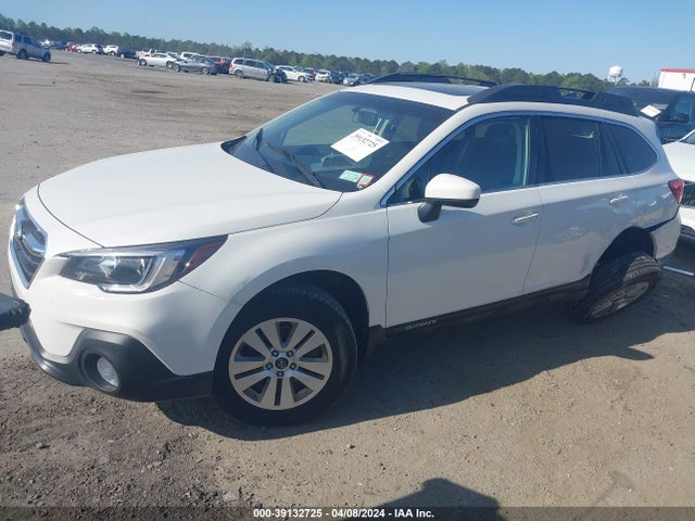 Subaru Outback 2.5i Premium 2018 4S4BSADC0J3247785 Image 2