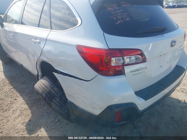 Subaru Outback 2.5i Premium 2018 4S4BSADC0J3247785 Image 6
