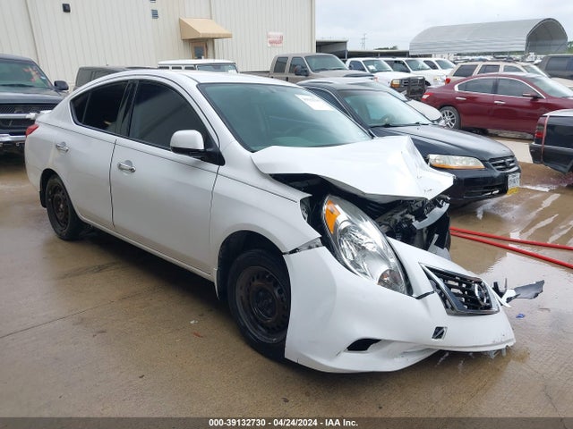 Nissan Versa 1.6 Sv 2014 3N1CN7AP2EL829376 main image