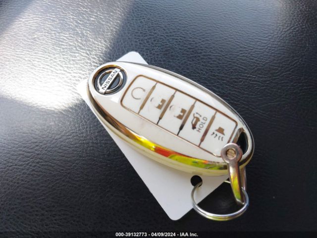5N1DR2MM4HC668583 Nissan Pathfinder Sl