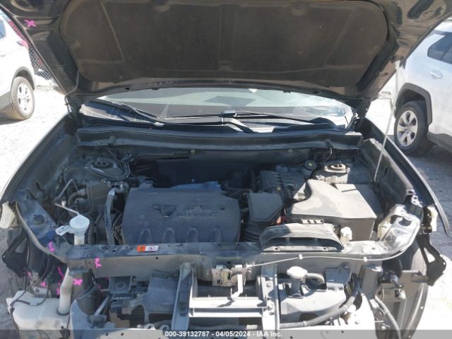 JA4AD3A35KJ002157 Mitsubishi Outlander Se